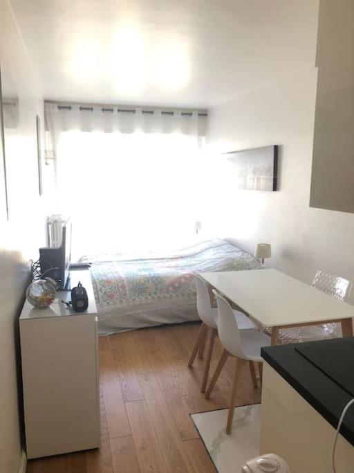 Nice Flat St Germain En Laye Centre 30 Minutes To Paris Saint-Germain-en-Laye Eksteriør bilde