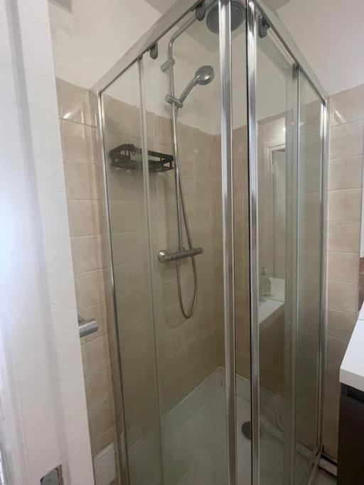 Nice Flat St Germain En Laye Centre 30 Minutes To Paris Saint-Germain-en-Laye Eksteriør bilde