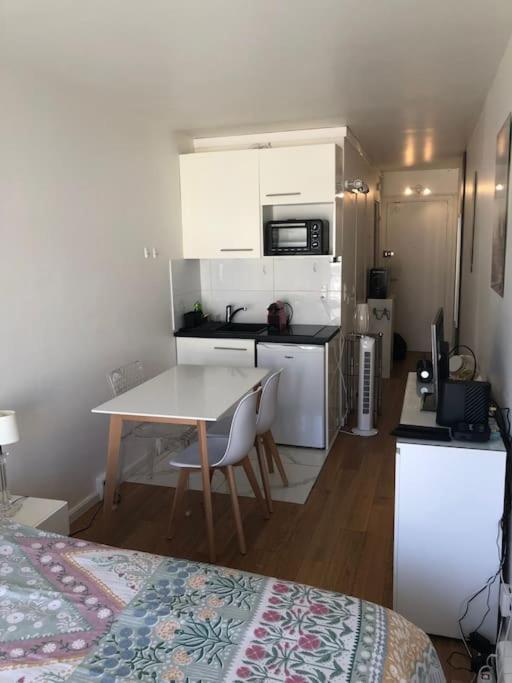 Nice Flat St Germain En Laye Centre 30 Minutes To Paris Saint-Germain-en-Laye Eksteriør bilde